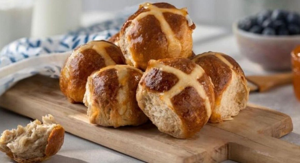 Make super fruity hot cross buns without using the oven