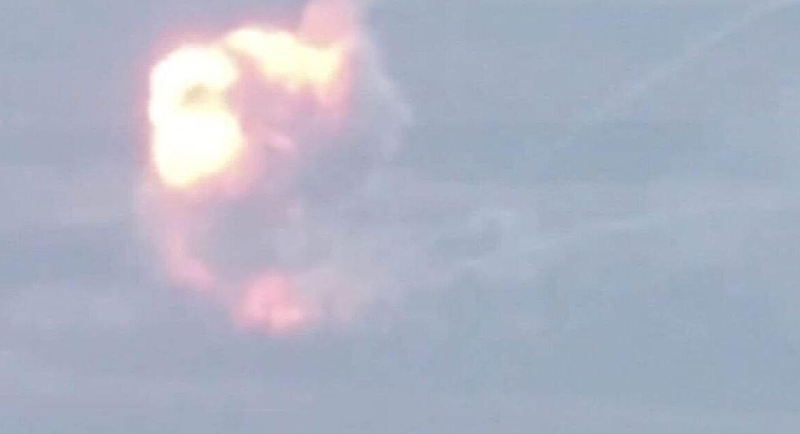 Ukraine vaporises Russian armour with kamikaze drone as Putin’s forces storm frontline | World | News
