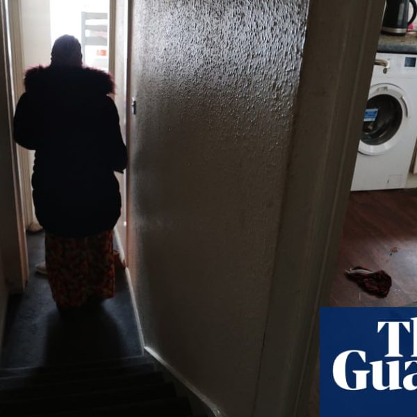 âRat bites and chronic asthmaâ: schools on frontline of UK housing crisis | Poverty