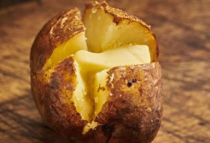 How to cook baked potato in 21 minutes with chef’s no oven recipe