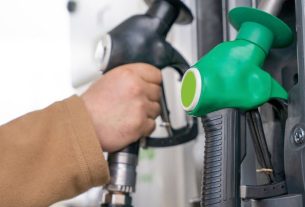Petrol and diesel owners could cut fuel use by up to 25 percent with ‘helpful tip’