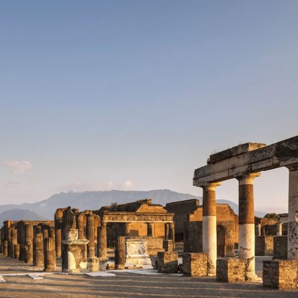 Pompeii breakthrough as ancient scroll finally deciphered after 2,000 years | World | News