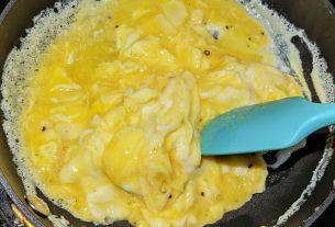 Jamie Oliver’s ‘special scrambled eggs’ recipe