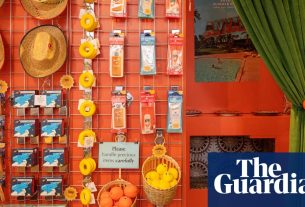 Coral bracelets and kitsch keyrings spell beginning of fashion backlash | Accessories