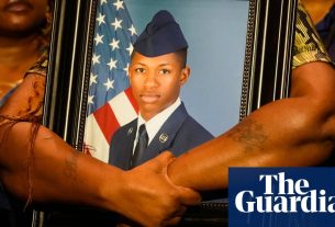 Family of US airman killed by Florida police dispute sheriffâs narrative | Florida