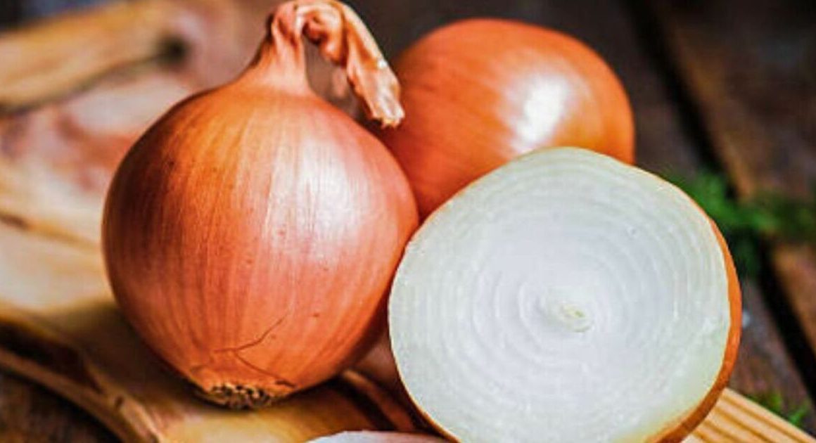 Onions will stay fresh for 6 months when stored ‘properly’ out of fridge