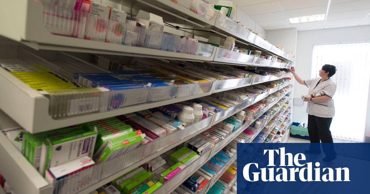 Medicine shortages in England âbeyond criticalâ, pharmacists warn | Health
