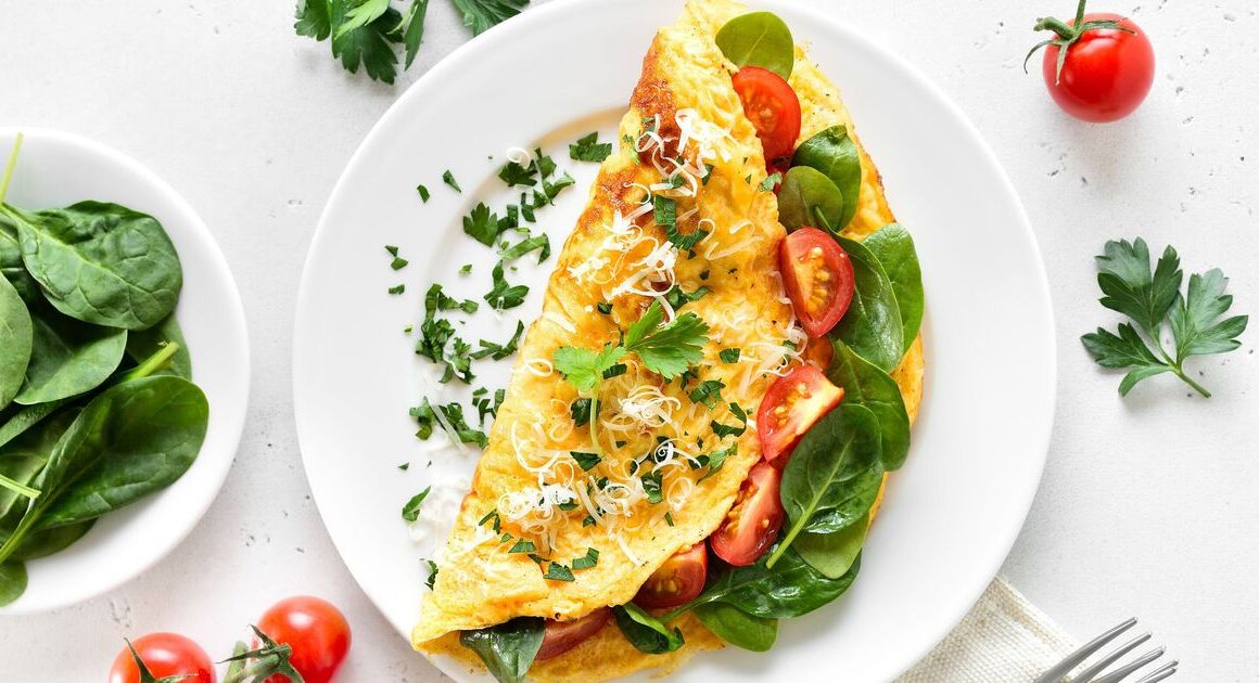 Jamie Oliver’s scrambled egg omelette method makes for easy and quick mid-week dinner