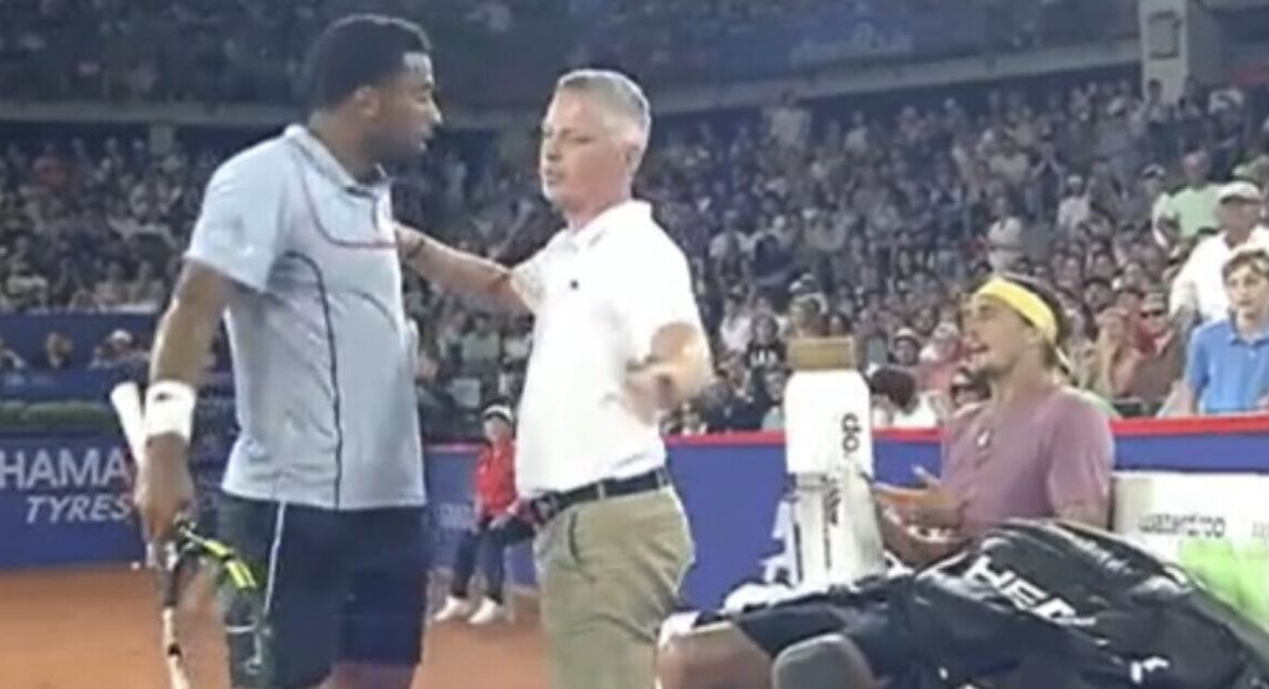 Alexander Zverev and Arthur Fils row on court as umpire separates angry stars | Tennis | Sport