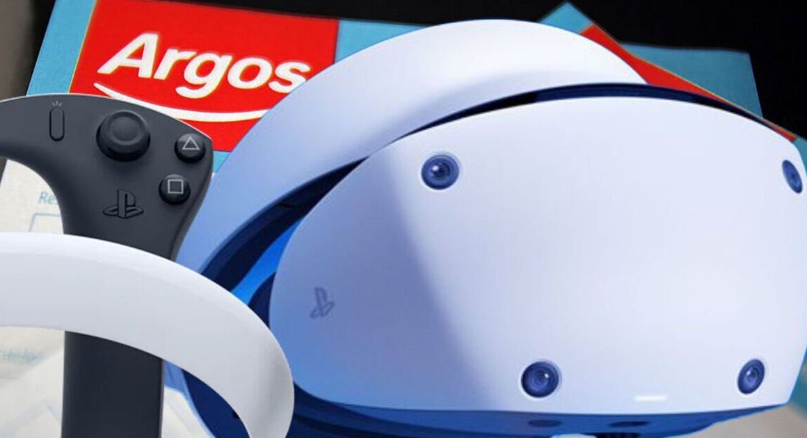 Argos shoppers rushing to buy white hot PSVR 2 deal with £180 discount | Gaming | Entertainment