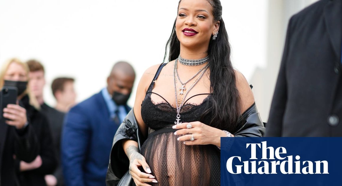 Baring the bump: how celebrities are leading a shift in maternity fashion | Maternity wear