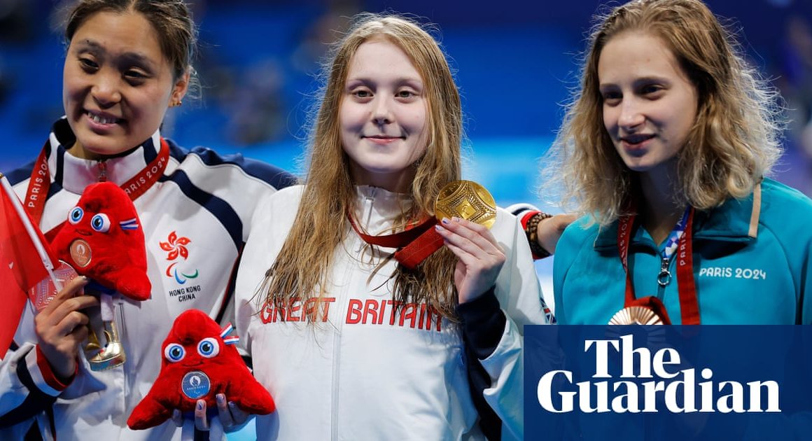 Poppy Maskill earns ParalympicsGB’s first Paris gold with world-record swim | Paris Paralympic Games 2024