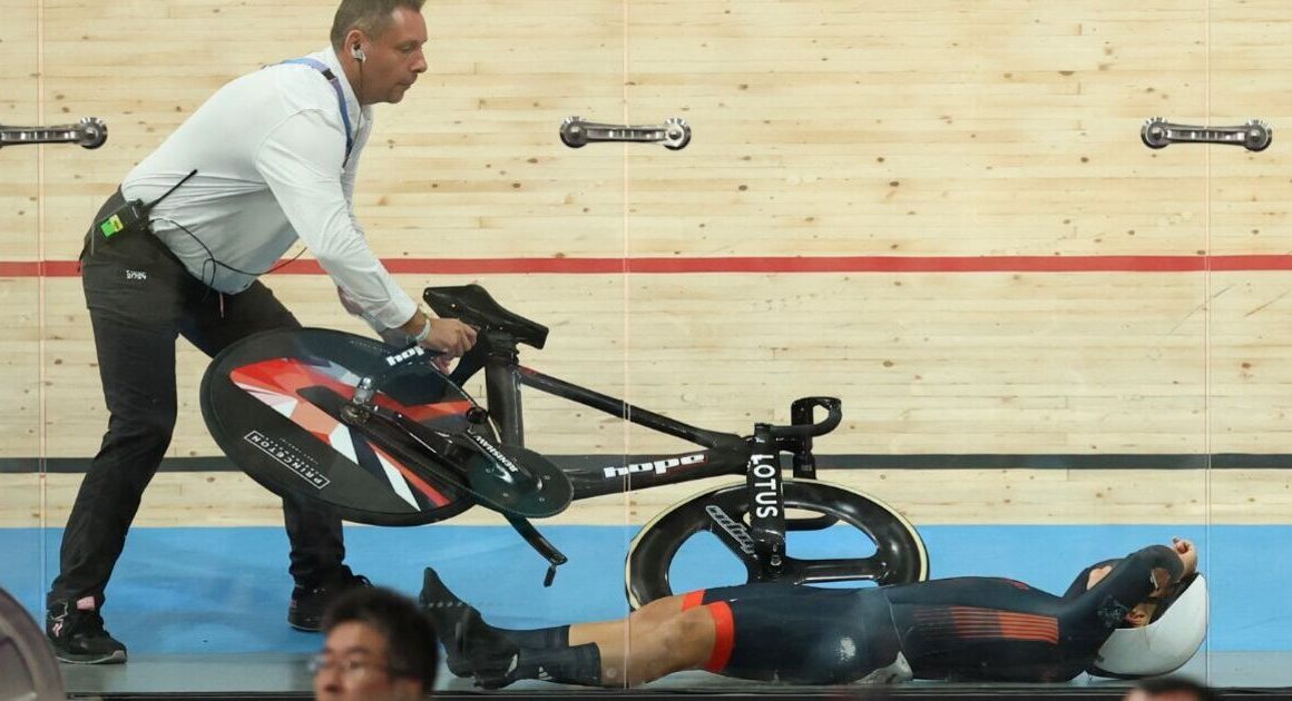 Team GB cyclist narrowly avoids scary collision after nasty fall on final day of Olympics | Other | Sport