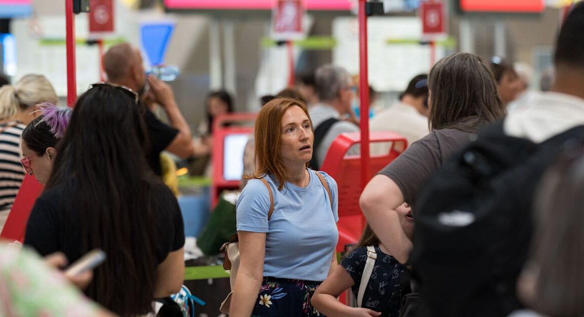 Tourists warned as Spanish airports forced into rule change | World | News