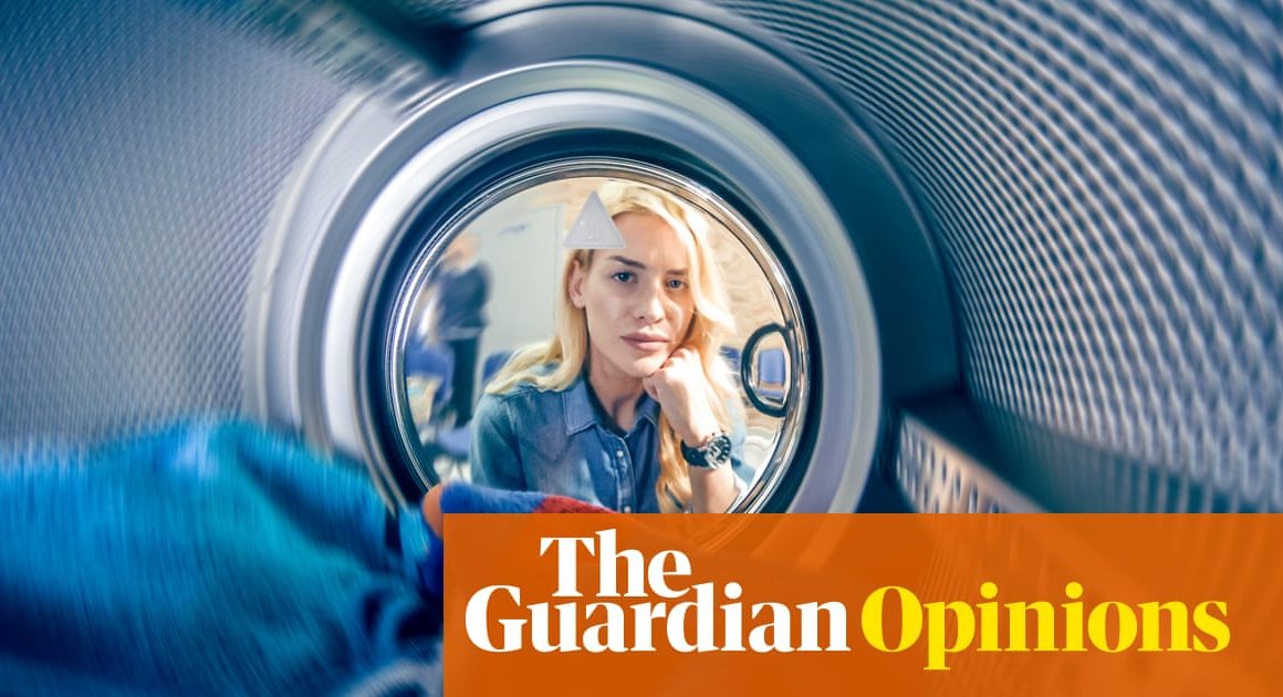 I still haven’t worked out how to use a washing machine. At 39, this is a bitter pill to swallow | Nell Frizzell