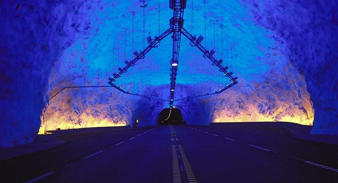 The world’s longest tunnel spans an epic 15 miles and cost £120m to build | World | News