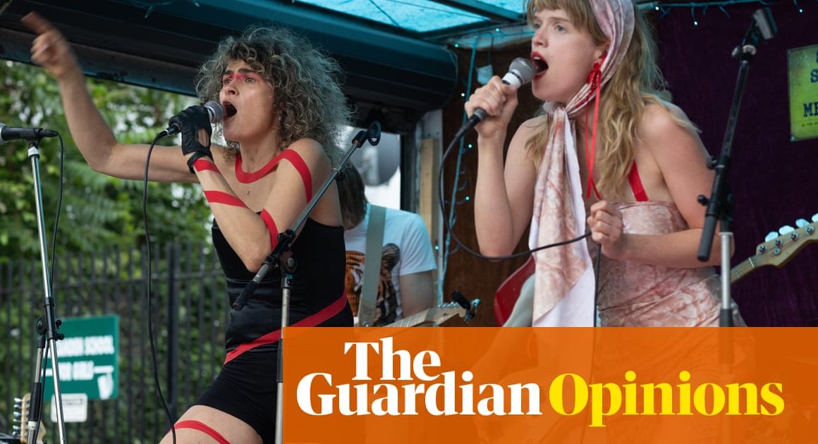 Meet the postpartum punks – a primal scream in the face of all tradwives | Rhiannon Lucy Cosslett