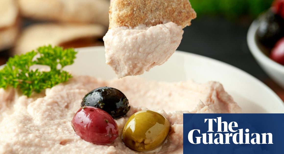 Shoppers bemoan UK taramasalata shortage as strike leads to dip in supply | Food & drink industry