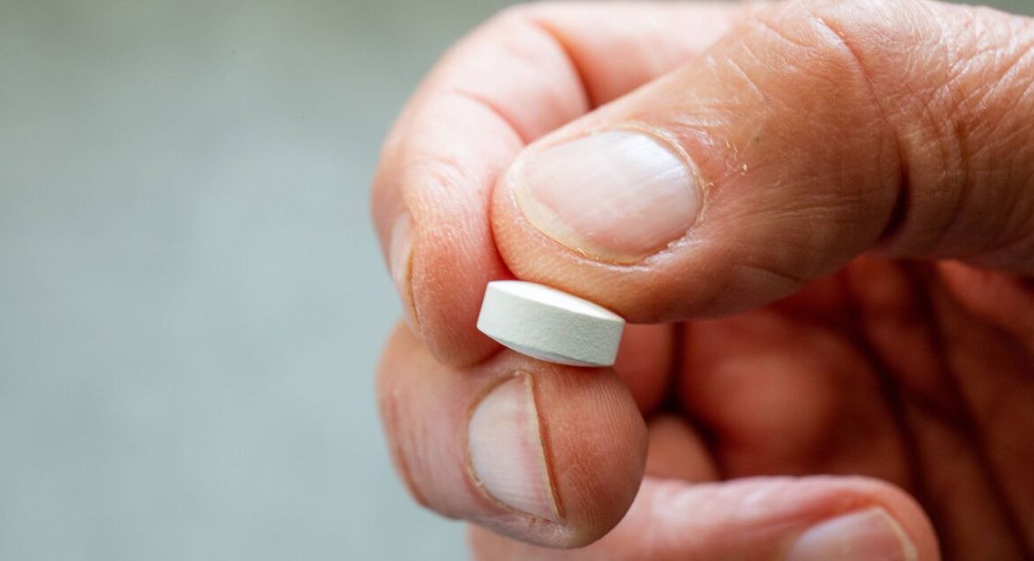 Dementia risk could drop by a quarter among older Brits taking common drugs