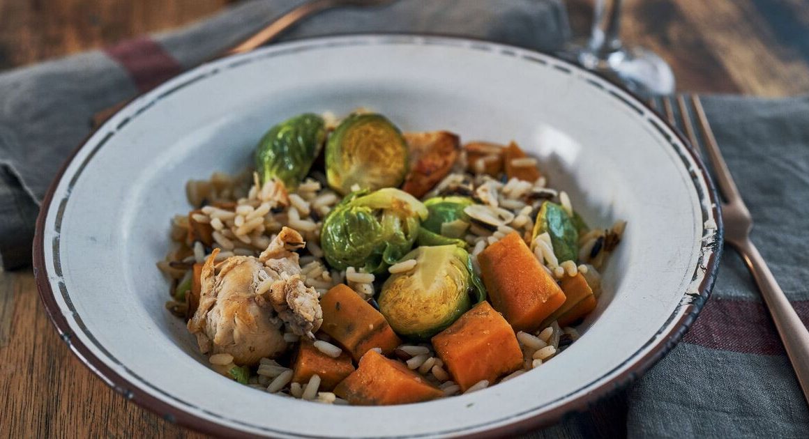 ‘Simple’ one pot chicken dinner recipe uses a cheap seasonal vegetable