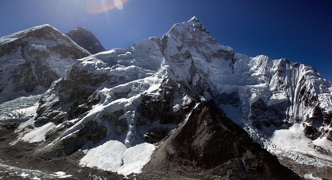 The ‘mountains’ 100 times taller than the Everest that are hidden beneath Earth’s surface | World | News