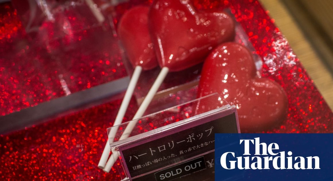 Sweet romance: Japanese boys start buying into gift giving on Valentine’s Day | Japan