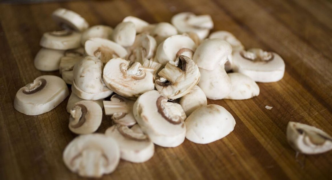 Mushrooms will be ‘20 times’ healthier if left in 1 place before cooking