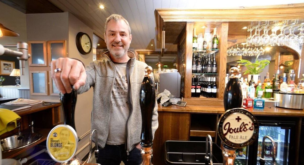 Sunday lunch at Neil Morrissey’s pub had just 1 thing missing